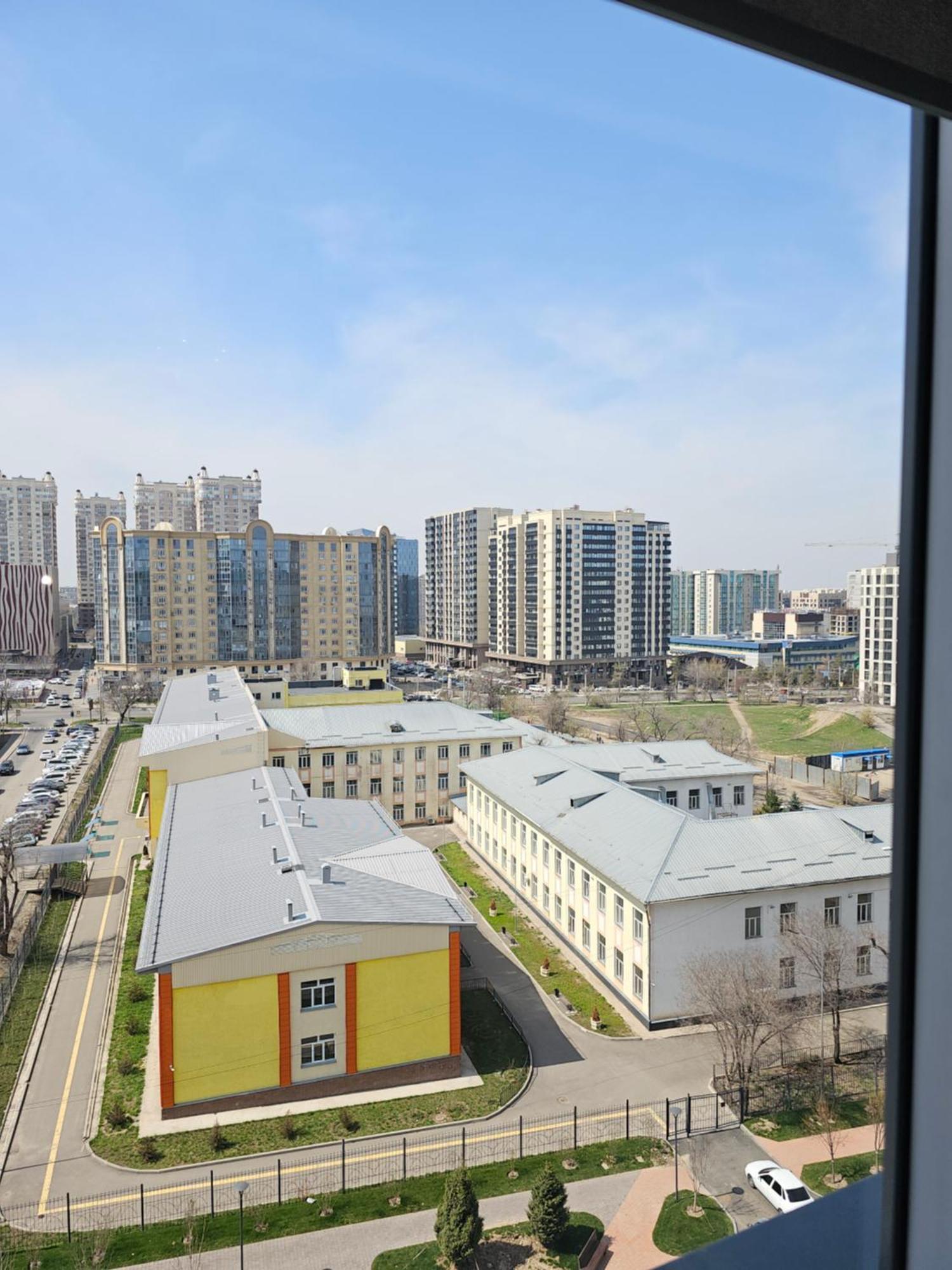 3 Room Gagarin Park Residential Complex Near Mega Shopping Mall Alma-Ata Exteriör bild